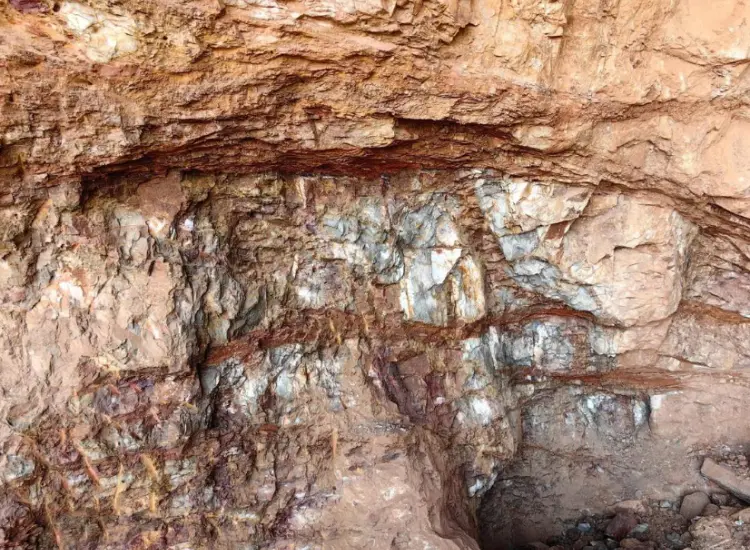 Mineralaufbereitungstest für polymetallische Oxid-Erze