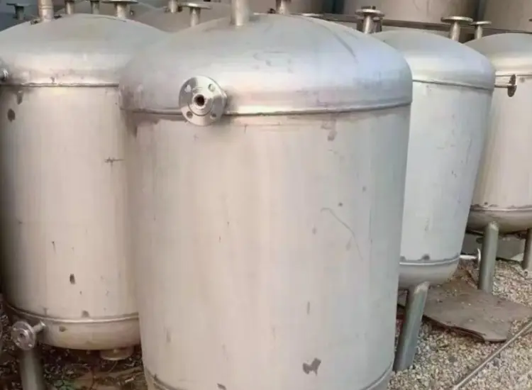 Test zur Rückgewinnung von Kupfer, Nickel und Zink aus sauren Abwässern