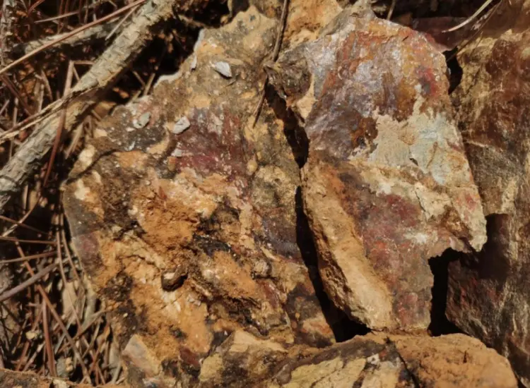 Hydrometallurgischer Rückgewinnungstest von Kupferoxid