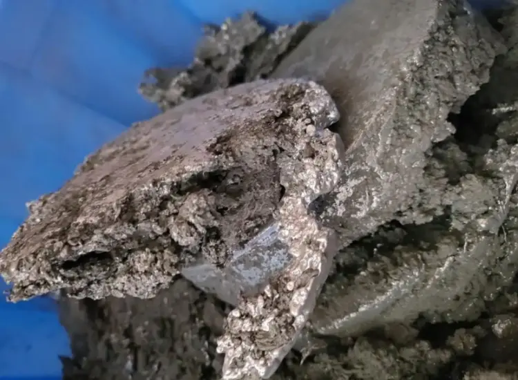 Test zur Metallanreicherung aus Zinn-Chemierückständen